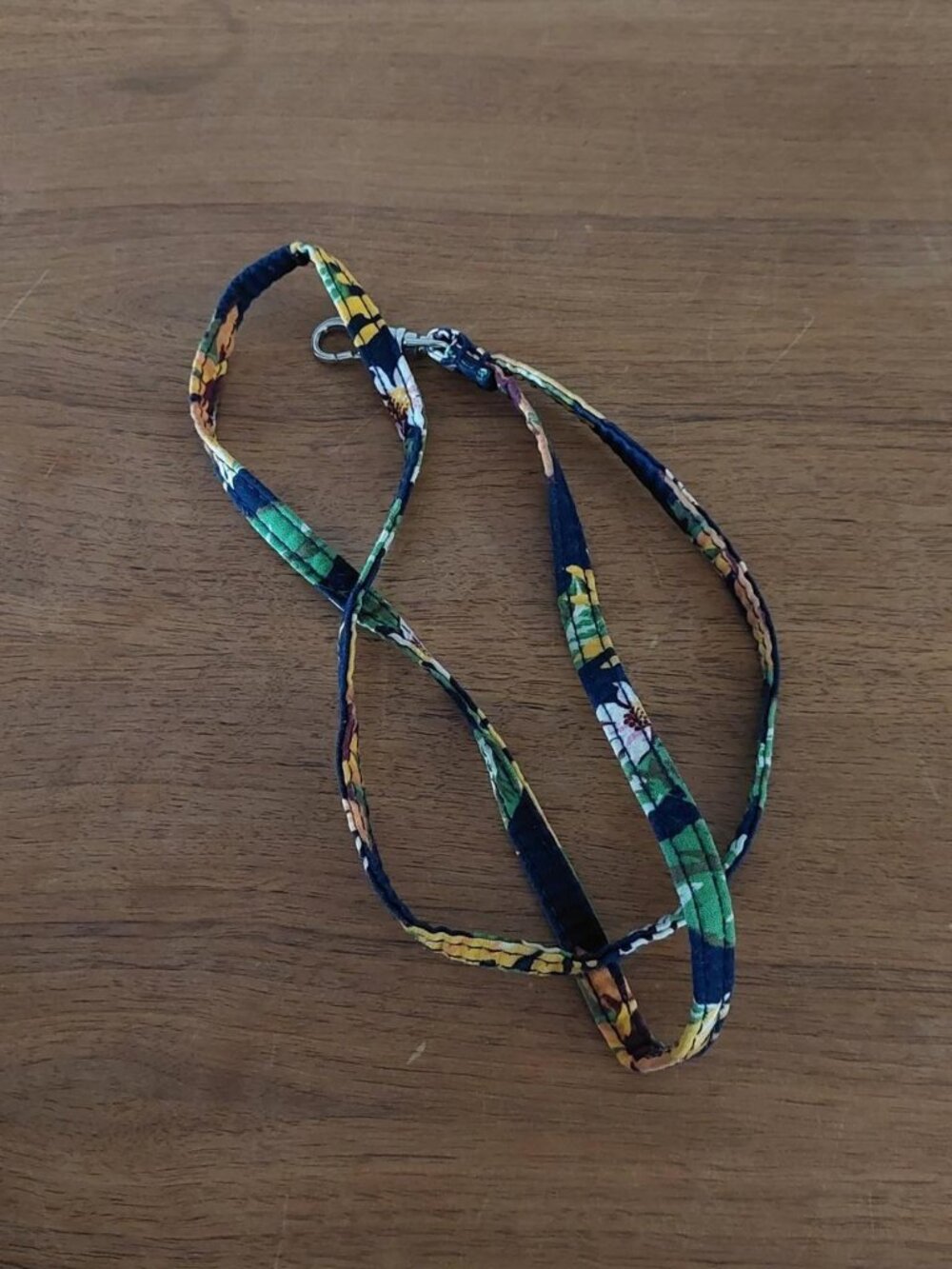 Vera Bradley Wide Fabric Lanyard Sunflowers sky Floral Navy Blue ID Badge Key Ho